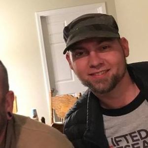 Meet your Posher, Joshua